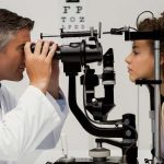 Manfaat Rutin Memeriksakan Mata dan Tips Memilih Dokter Spesialis Mata