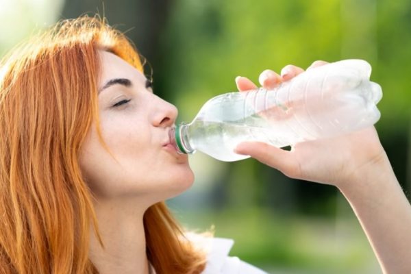5 Tips Menjaga Tubuh Tetap Terhidrasi dengan Baik