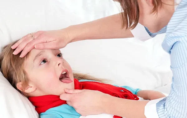 10 Tips Mencegah Infeksi Tenggorokan pada Anak 10 Tips Mencegah Infeksi Tenggorokan pada Anak