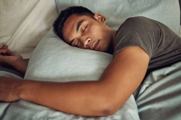 5 Tips Menghindari Tangan Kesemutan saat Tidur 5 Tips Menghindari Tangan Kesemutan saat Tidur